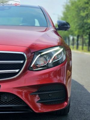 Xe Mercedes Benz E class E300 AMG 2019