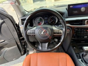 Xe Lexus LX 570 2020