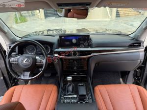 Xe Lexus LX 570 2020