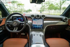 Xe Mercedes Benz GLC 300 4Matic 2023