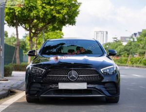 Xe Mercedes Benz E class E300 AMG 2022