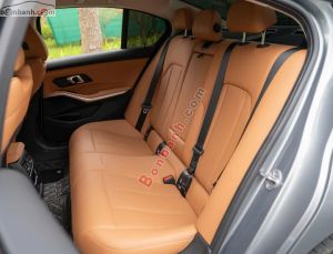 Xe BMW 3 Series 320i Sport Line 2024