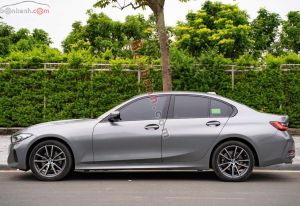 Xe BMW 3 Series 320i Sport Line 2024