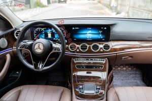 Xe Mercedes Benz E class E200 Exclusive 2022