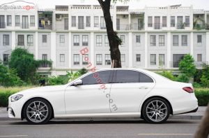 Xe Mercedes Benz E class E300 AMG 2022