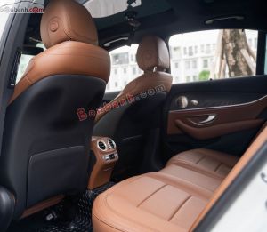 Xe Mercedes Benz E class E300 AMG 2022