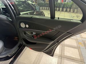 Xe Mercedes Benz E class E300 AMG 2022